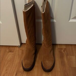 Carlson Stylish Tan Knee Boots with Fur inside